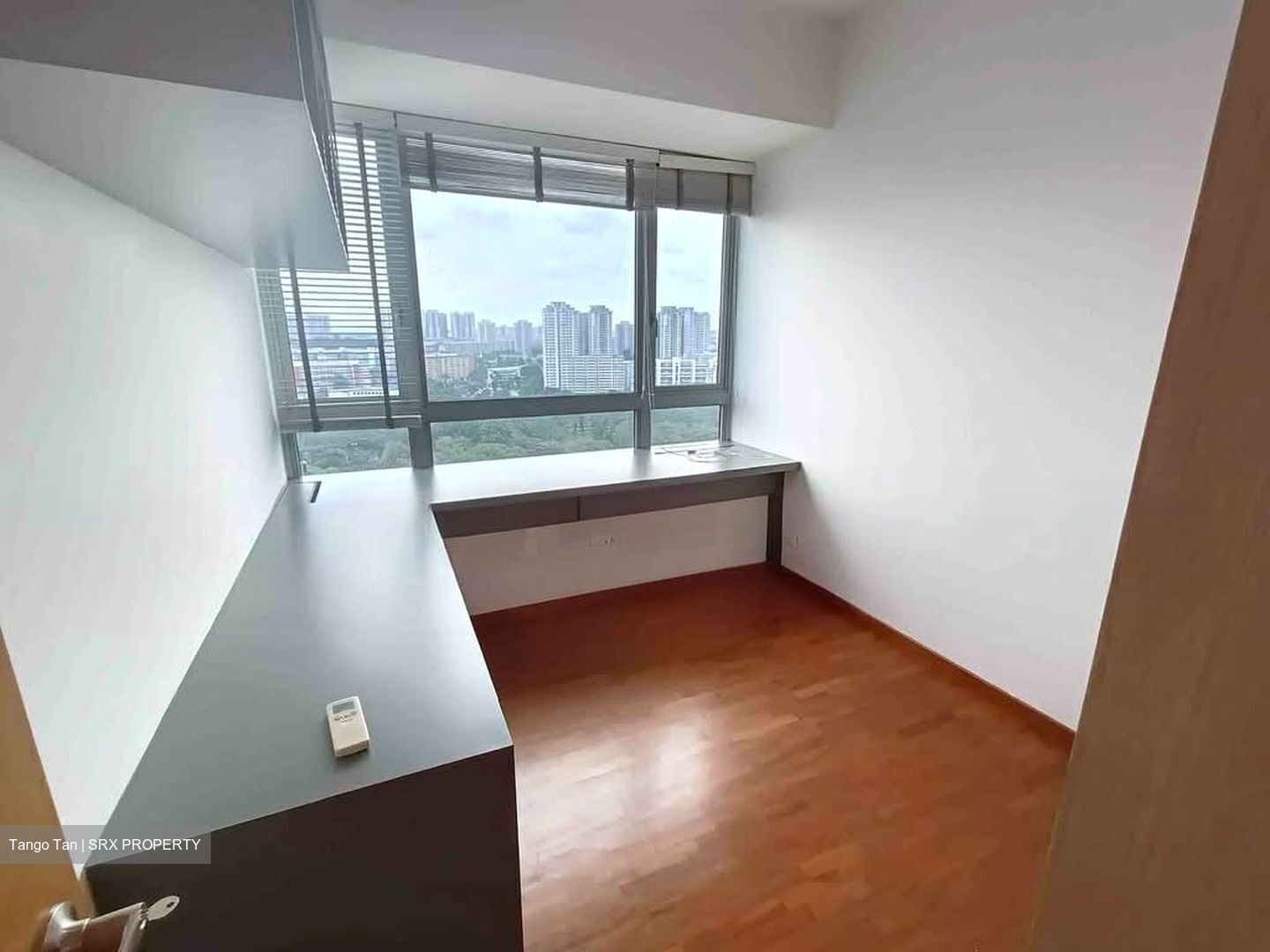 Clover By The Park (D20), Condominium #566908401